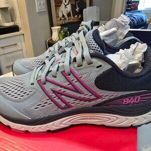 Women's New Balance 840v5 Walking/Running Shoe Cyclone Grey *W840CM5 SZ 7 NEW